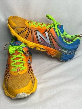 New Balance 890v4 Run Disney 2014 Goofy Orange Blue Green Running Shoe Men 9.5 D